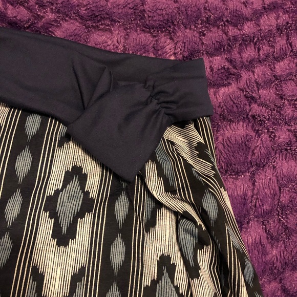 Pattered Reversible Skirt - Picture 3 of 5